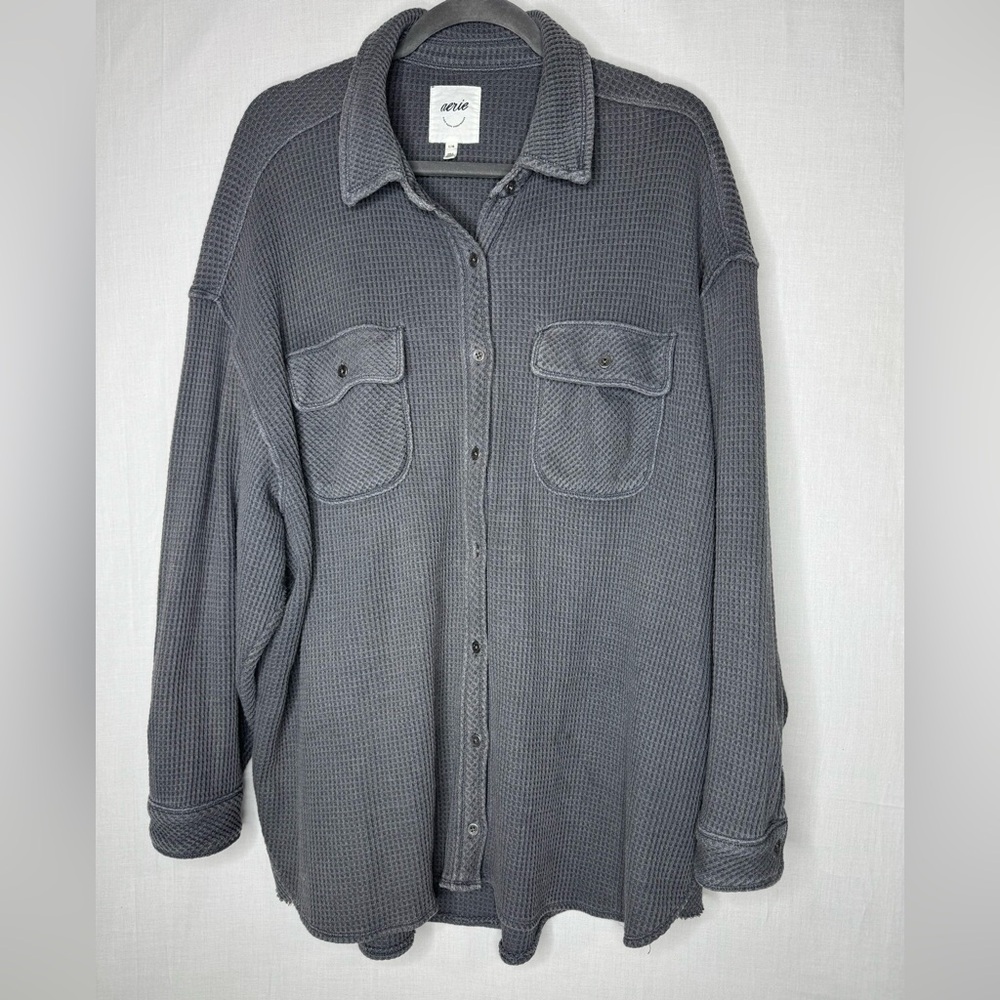 Aerie Gray Button Down Shirt - Picture 2 of 9